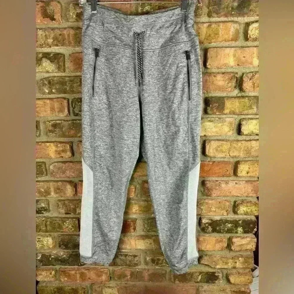 Lucy lightweight jogger